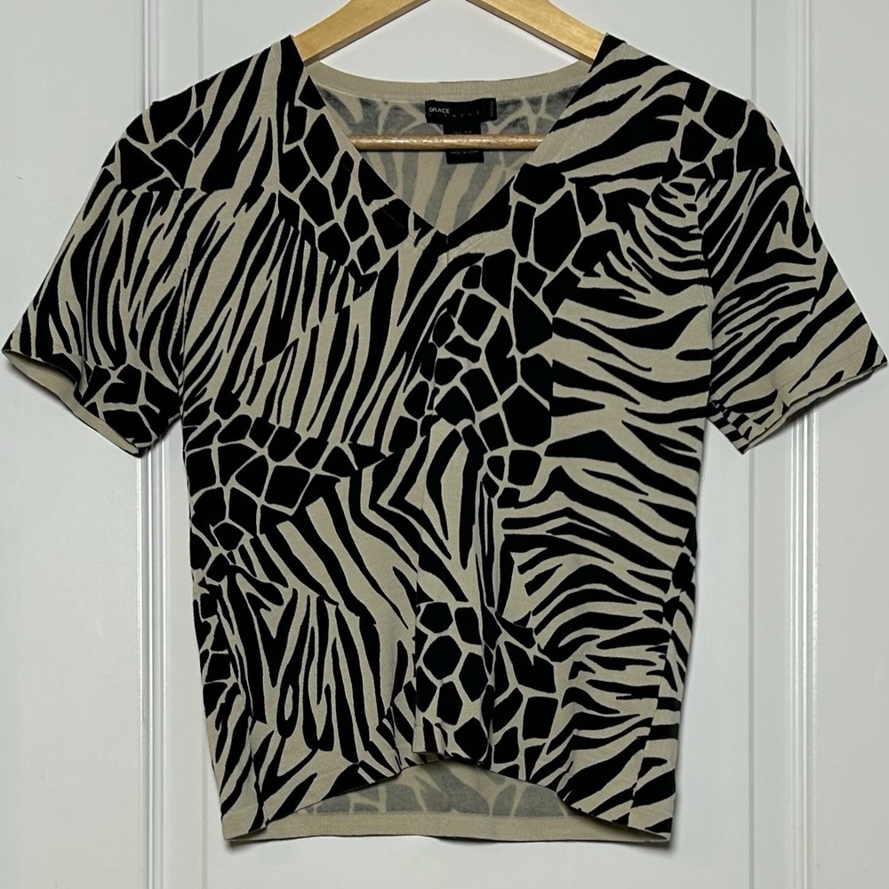 Grace Elements Petite Silk Blend Black Beige Animal Print Short Sleeve Knit Top